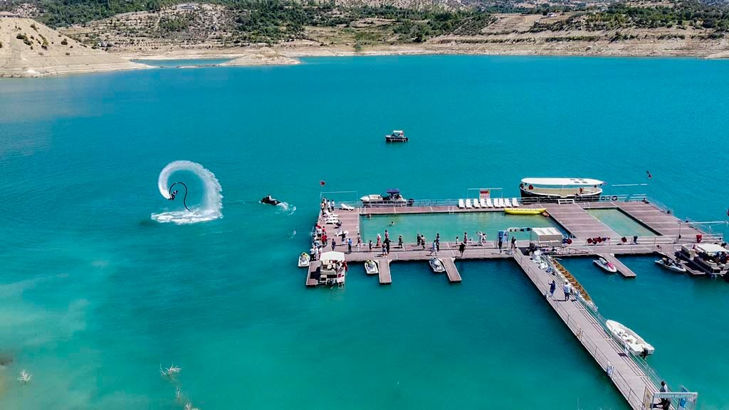 ermenek turkuaz kamp alanı paragliding