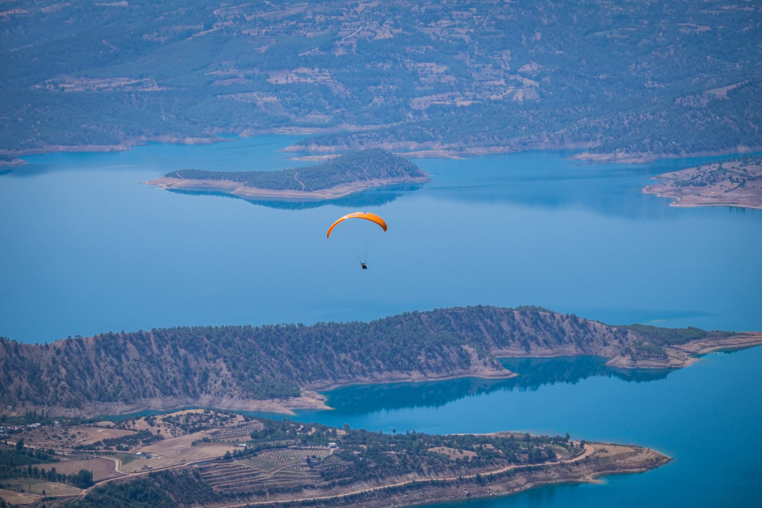 ermenek-yamac-parasutu-harita Thermal paragliding in Ermenek with panoramic views of the Taurus Mountains and turquoise lake