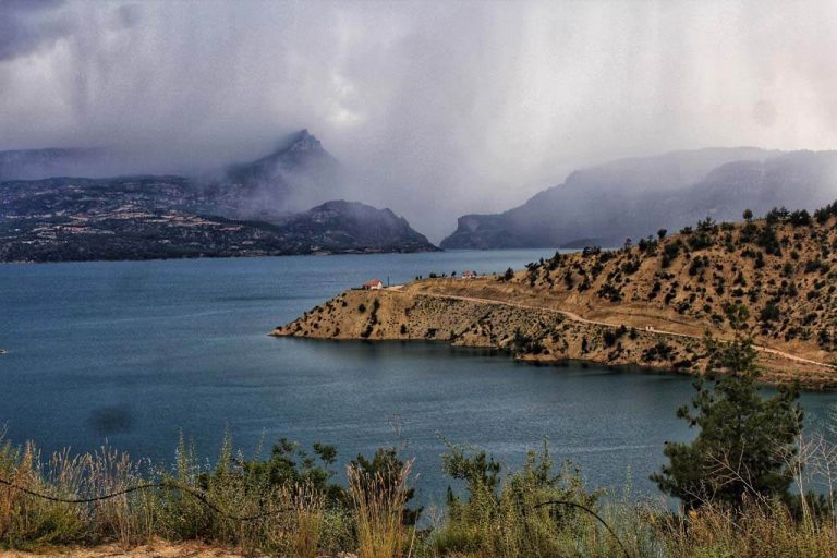gezende dam camping ermenek paragliding